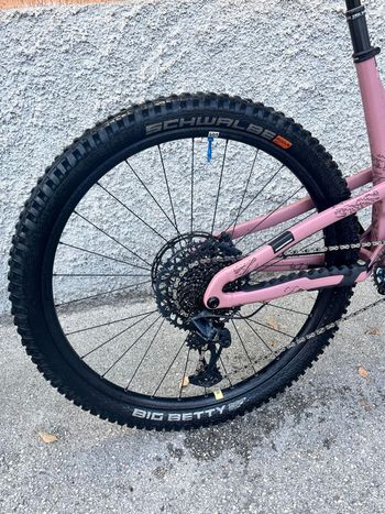 Used Propain Tyee 6.1 AL 2025 Mountainbike, Violett, 29 — image 12 of 15