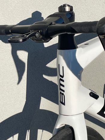 Used BMC Roadmachine 01 THREE 2022 2022 Road & Gravel, Bianco — image 6 of 7