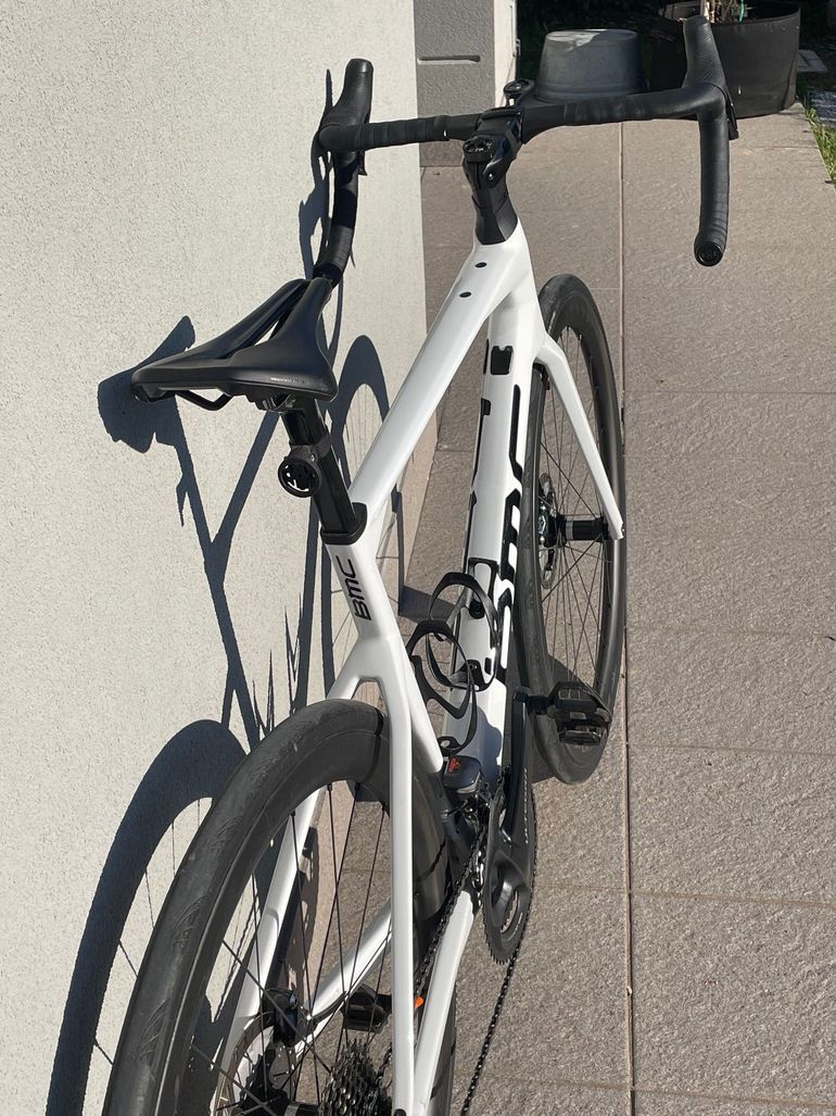 Used BMC Roadmachine 01 THREE 2022 2022 Road & Gravel, Bianco — image 7 of 7