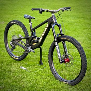 Used Santa Cruz Megatower SRAM GX Eagle AXS 2024 Mountainbike, Black — image 4 of 6