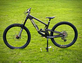 Used Santa Cruz Megatower SRAM GX Eagle AXS 2024 Mountainbike, Black — image 2 of 6