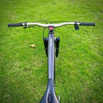Used Santa Cruz Megatower SRAM GX Eagle AXS 2024 Mountainbike, Black — image 6 of 6