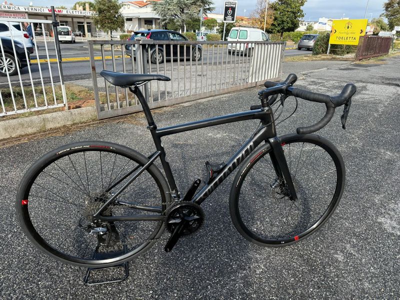Tweedehands Specialized Tarmac Shimano Ultegra 2022 Road & Gravel