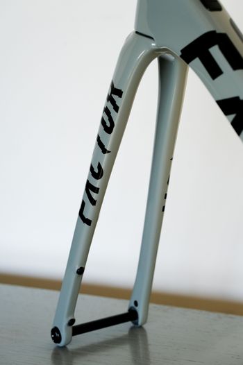 Used Factor O2 2023 Frameset 2023 Road & Gravel, Gris claro — image 12 of 12