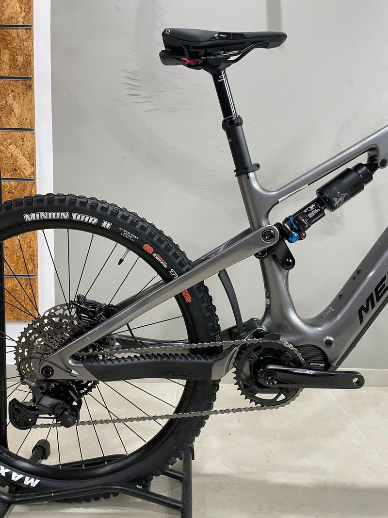 Used Merida E-one Sixty 7000 2025 Mountainbike, Light Gray — image 4 of 4