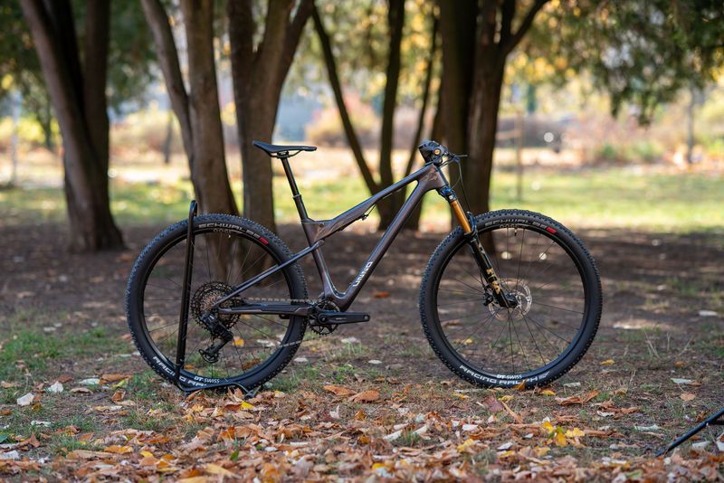 Gebrauchtes UNNO HORN Race 2025 MTB