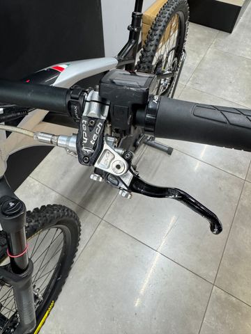 Używany Fantic XTF 1.5 All Track 2024 2024 Mountainbike — zdjęcie 9 z 9