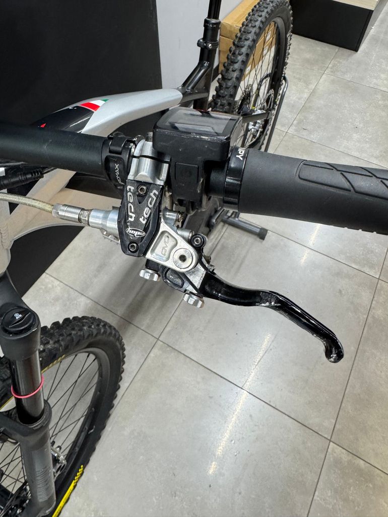 Brugt Fantic XTF 1.5 All Track 2024 2024 Mountainbike — billede 9 af 9