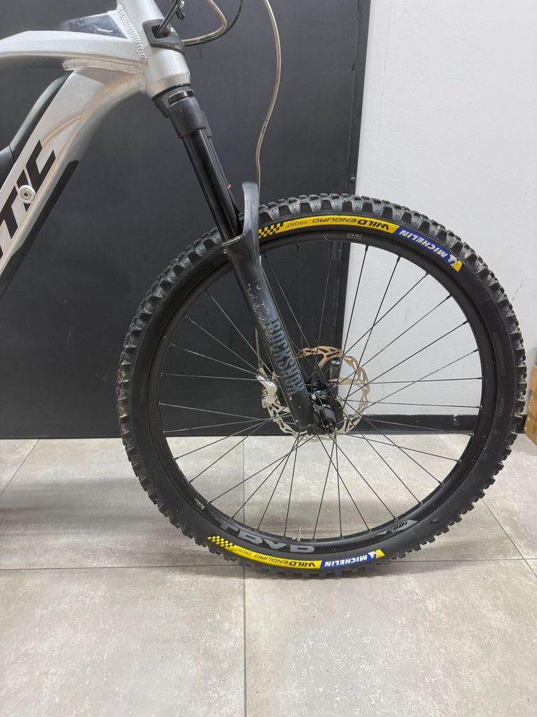 Brugt Fantic XTF 1.5 All Track 2024 2024 Mountainbike — billede 3 af 9