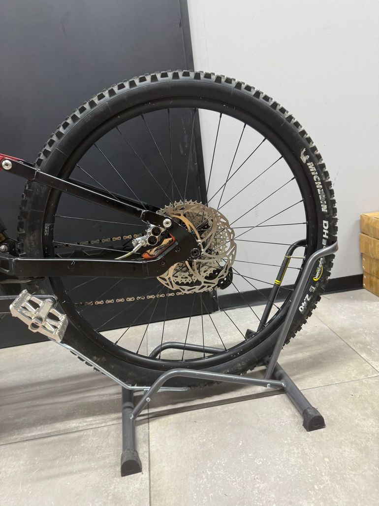 Brugt Fantic XTF 1.5 All Track 2024 2024 Mountainbike — billede 7 af 9