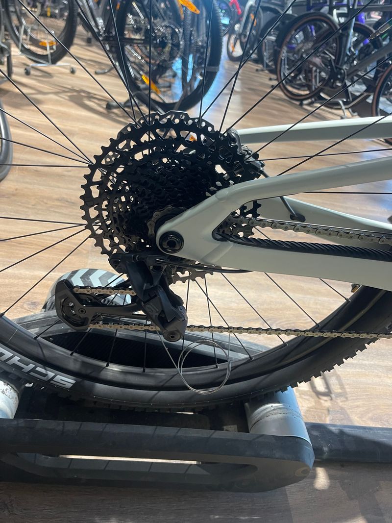 Tweedehands Scott Spark 950 2024 2024 Mountainbike — afbeelding 3 van 4