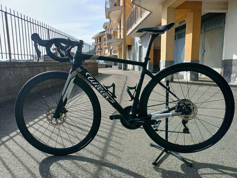 Used Wilier GTR Team SHIMANO 105 R7000 11s 2024 2024 Road & Gravel — image 2 of 8