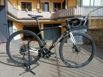 Used Wilier GTR Team SHIMANO 105 R7000 11s 2024 2024 Racefiets & gravel