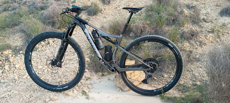 Used Orbea Orbea Oiz M20 Tr 2022 Mountainbike — image 1 of 8