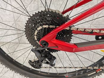 Used Fantic RAMPAGE 1.2 RACE NXE 2025 Mountainbike, Rojo — image 13 of 15