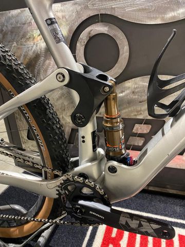 Used Lee Cougan Cross Fire SRAM NX 2022 Mountainbike, Light Gray — image 3 of 6