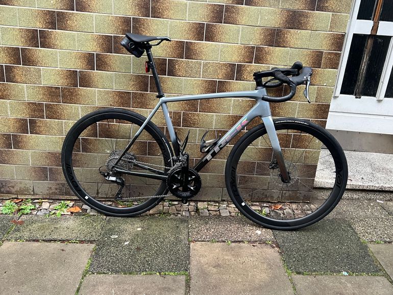 Used Trek Émonda ALR 5 2025 2025 Road & Gravel, Light Gray — image 1 of 3