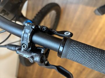 Używany Transition Sentinel Shimano Deore XT 2022 Mountainbike — zdjęcie 6 z 8