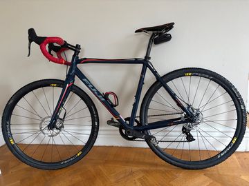 Fuji Cross 1.1 2016 2016 Road & Gravel d'occasion