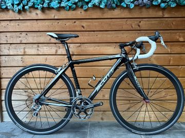 Brugt Scott CR1 Team Voll Carbon, Campagnolo Centaur, Große 50 2014 Road & Gravel