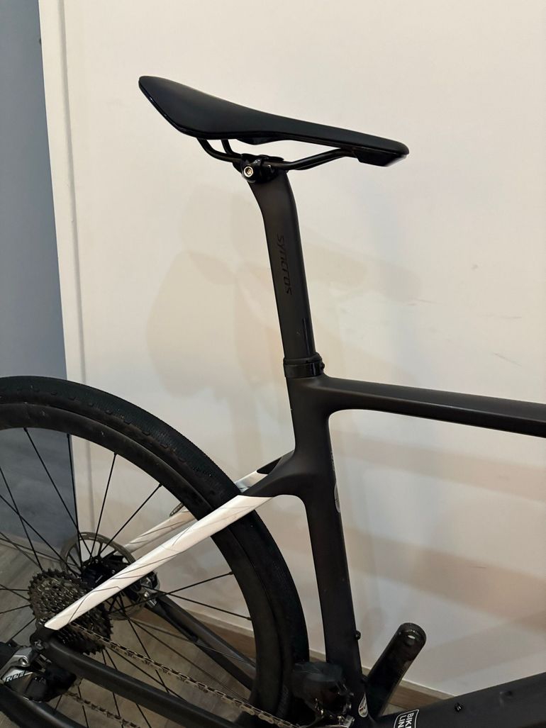 Used Scott Scott Addict RC Tuned 2024 Road & Gravel, Black — image 5 of 8