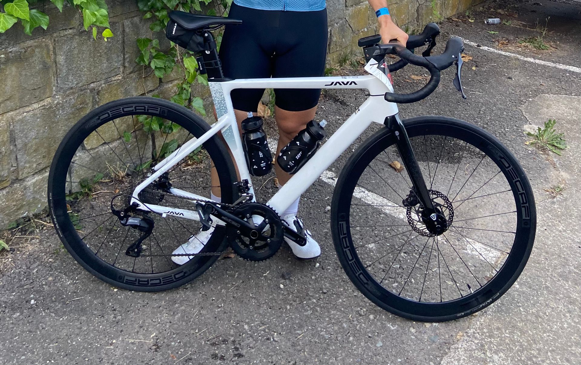 Canyon Java Siluro Top 6 2025