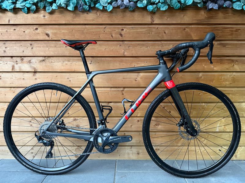 Použité Cube Cross Race PRO Gravel Voll Carbon/Shimano Ultegra RX/Gr.53 2021 Road & Gravel