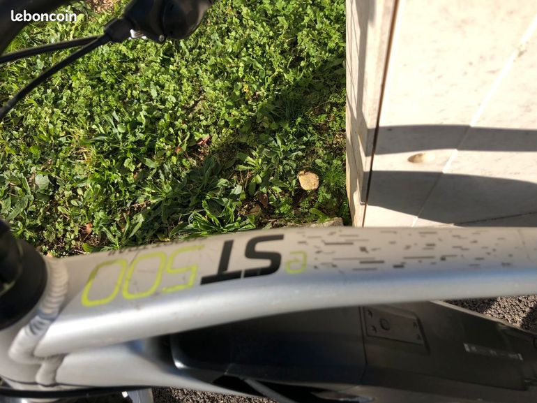 Used DECATHLON Decathlon Rockrider E-ST 500 2022 Mountainbike, Gris claro — image 4 of 7