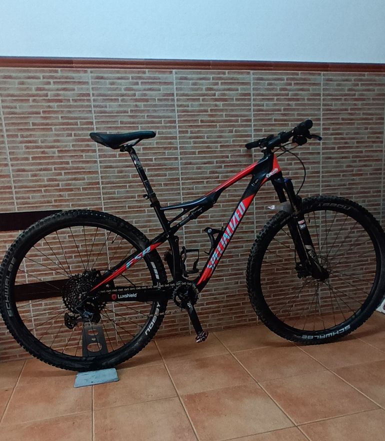 Used Specialized Epic SRAM GX Eagle 2016 Mountainbike, Black — image 6 of 7