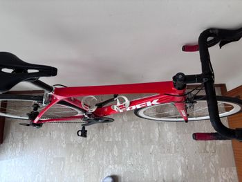 Used Trek Madone Shimano Ultegra 2018 Road & Gravel, Rot — image 2 of 3