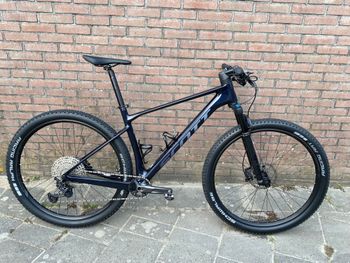 Scott, Scale 930 blue 2024