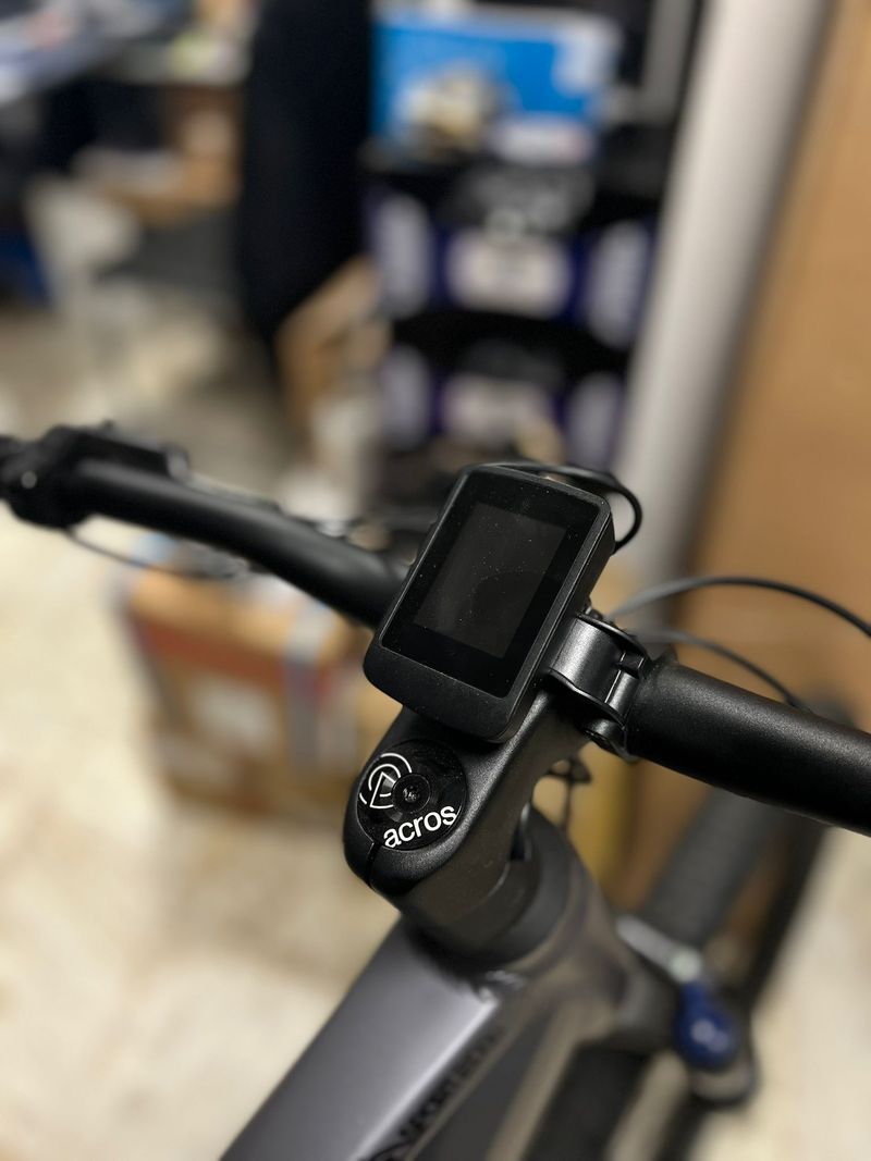 Atala B-CROSS 2025 Mountainbike de segunda mano, Gris claro — imagen 9 de 12