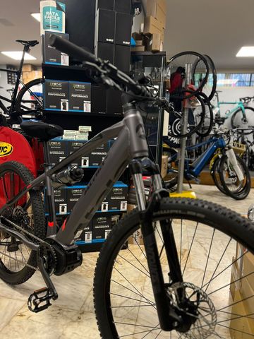 Atala B-CROSS 2025 Mountainbike de segunda mano, Gris claro — imagen 5 de 12