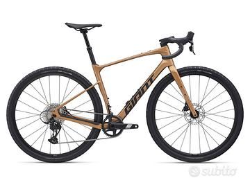 Tweedehands Giant Revolt Advanced 1 2025 Road & Gravel
