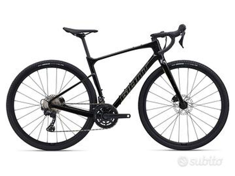 Giant Revolt Advanced 2 Shimano GRX 610 2024 Road & Gravel d'occasion