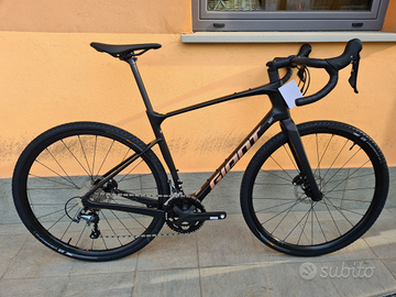 Używany Giant Revolt Advanced 3 2024 Road & Gravel