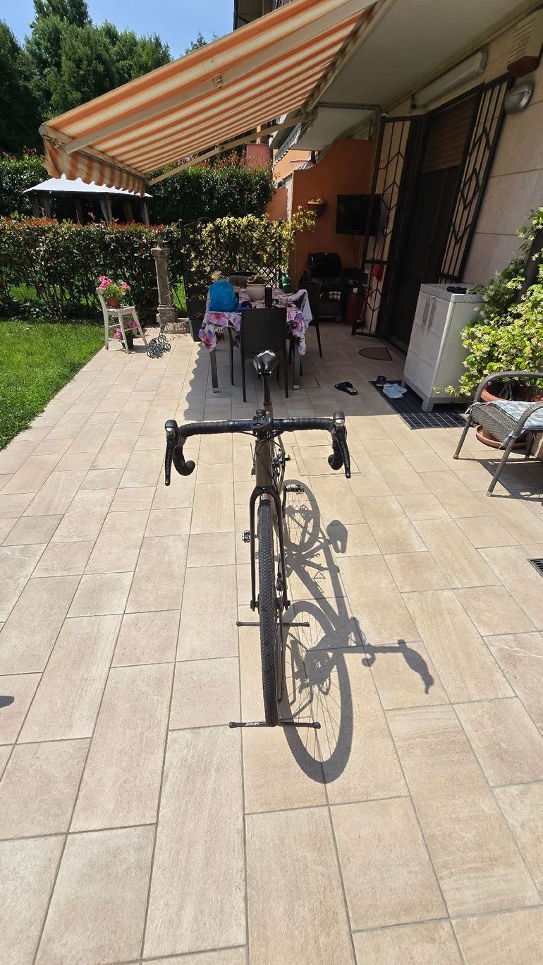 Used Zipp Turbolenti 2021 Road & Gravel, Black — image 7 of 9