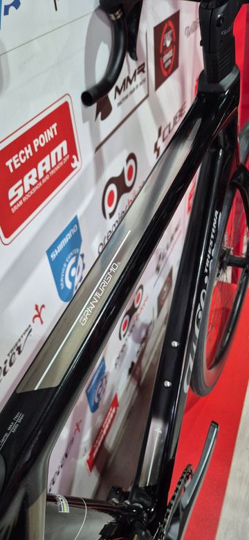 Wilier SL 2025 Road & Gravel de segunda mano, Negro — imagen 3 de 10