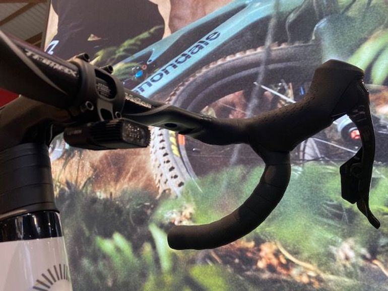 Used Cannondale Synapse Carbon 3 SmartSense STVZO 2026 Road & Gravel — image 4 of 13