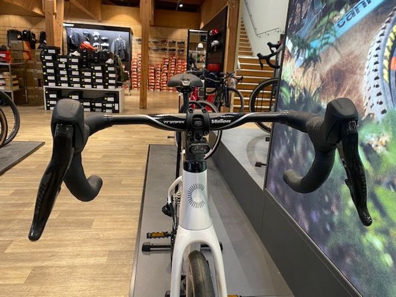 Used Cannondale Synapse Carbon 3 SmartSense STVZO 2026 Road & Gravel — image 3 of 13