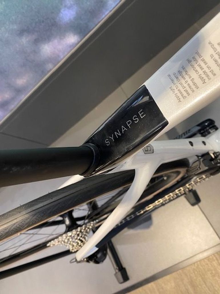 Used Cannondale Synapse Carbon 3 SmartSense STVZO 2026 Road & Gravel — image 12 of 13