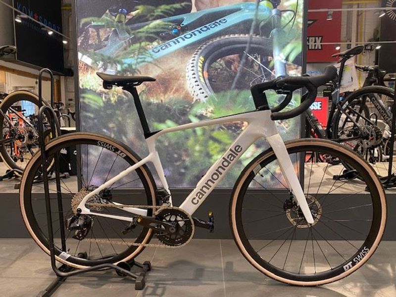 Tweedehands Cannondale Synapse Carbon 3 SmartSense STVZO 2026 Road & Gravel