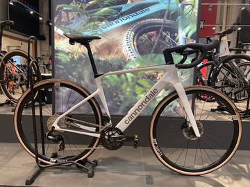 Brugt Cannondale Synapse Carbon 3 SmartSense STVZO 2026 Road & Gravel