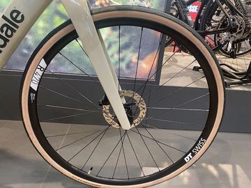 Brugt Cannondale Synapse Carbon 4 2026 Road & Gravel — billede 5 af 11