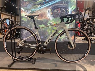 Cannondale Synapse Carbon 4 2026 Road & Gravel usato