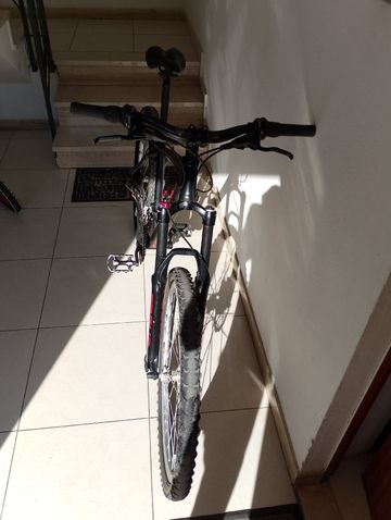 Used Focus F 2020 Mountainbike, Black — image 3 of 6