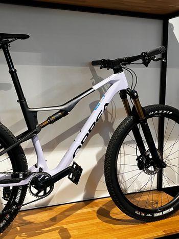 Used Orbea OIZ M-PRO AXS 2023 2023 Mountainbike — image 2 of 7