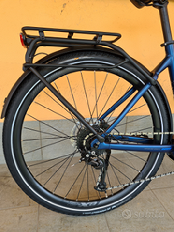 Used Giant Explore E+2 2023 Mountainbike, Blue — image 3 of 6