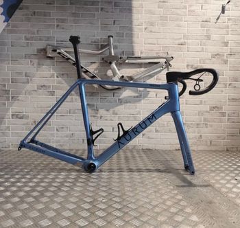 Aurum, Magma Frameset