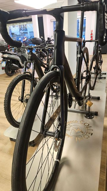 Used Whistle Vaero 2026 Road & Gravel, Black — image 2 of 4